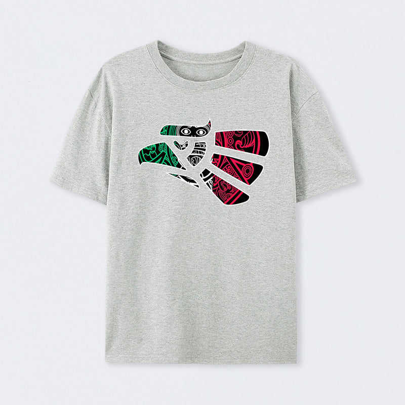 Latino Heritage Green White Red Mexico Eagle Tribal Art Design T-Shirt