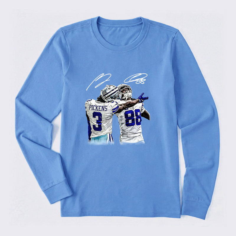 Vintage Close-Up Football Athlete Signature Graphic Long Sleeve T-Shirt