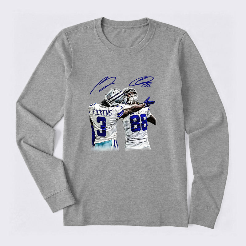 Vintage Close-Up Football Athlete Signature Graphic Long Sleeve T-Shirt