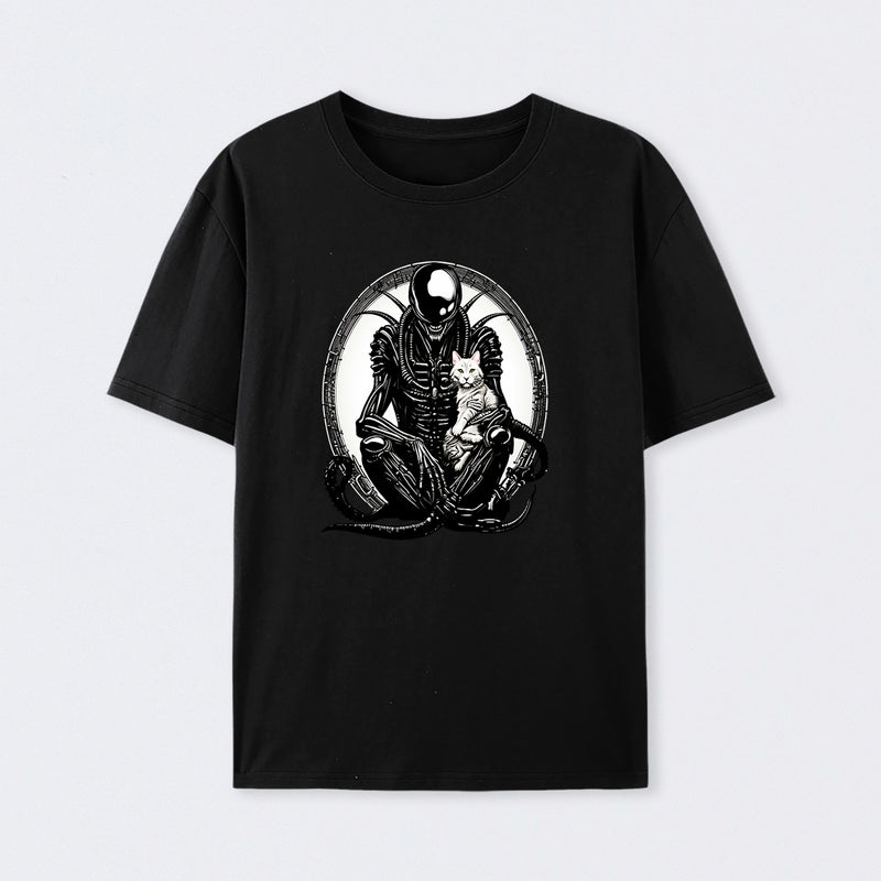 Xenomorph And A Cat T-Shirt
