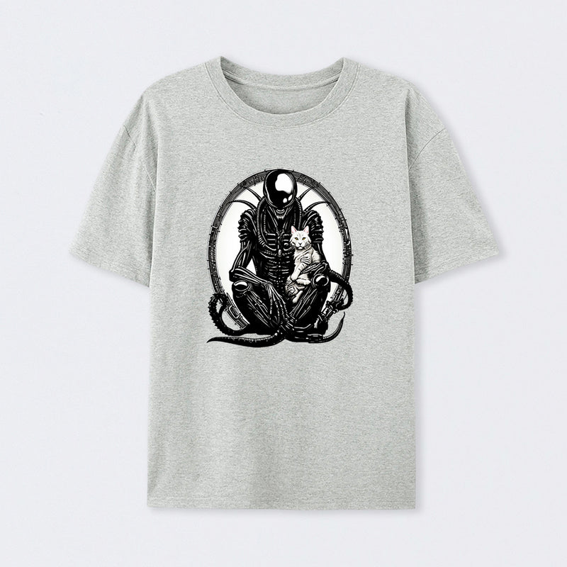 Xenomorph And A Cat T-Shirt
